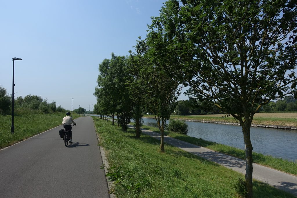 Fietssnelweg F20 le long du canal - Ruisbroek